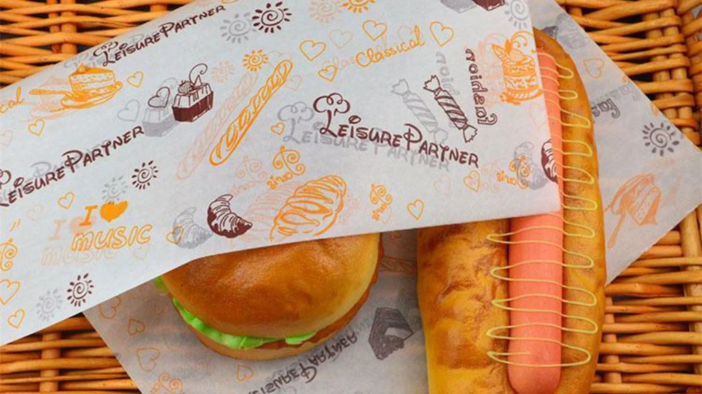 Digital print setup for short-run custom paper packaging