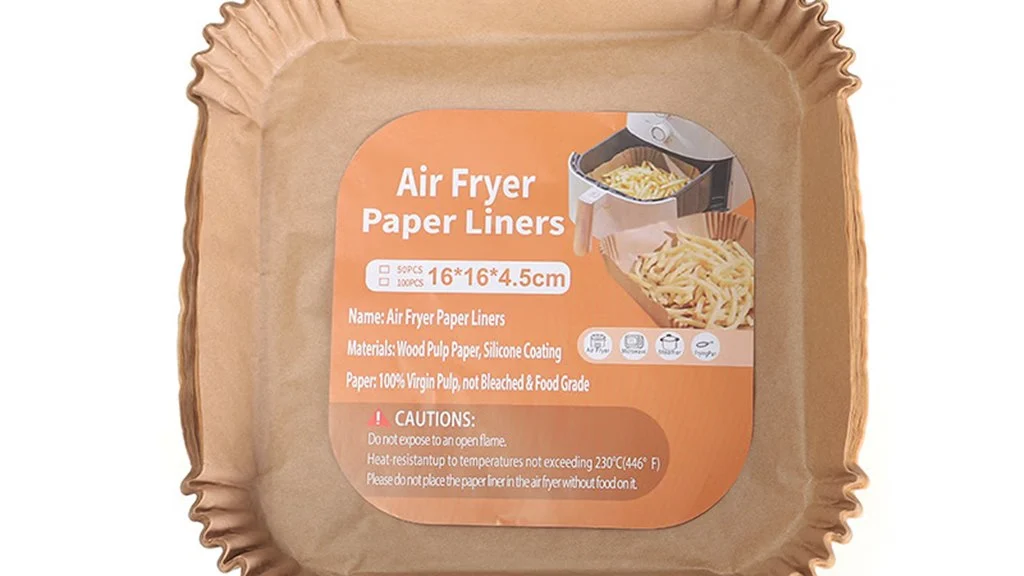 Supply chain workflow with food packaging and logistics